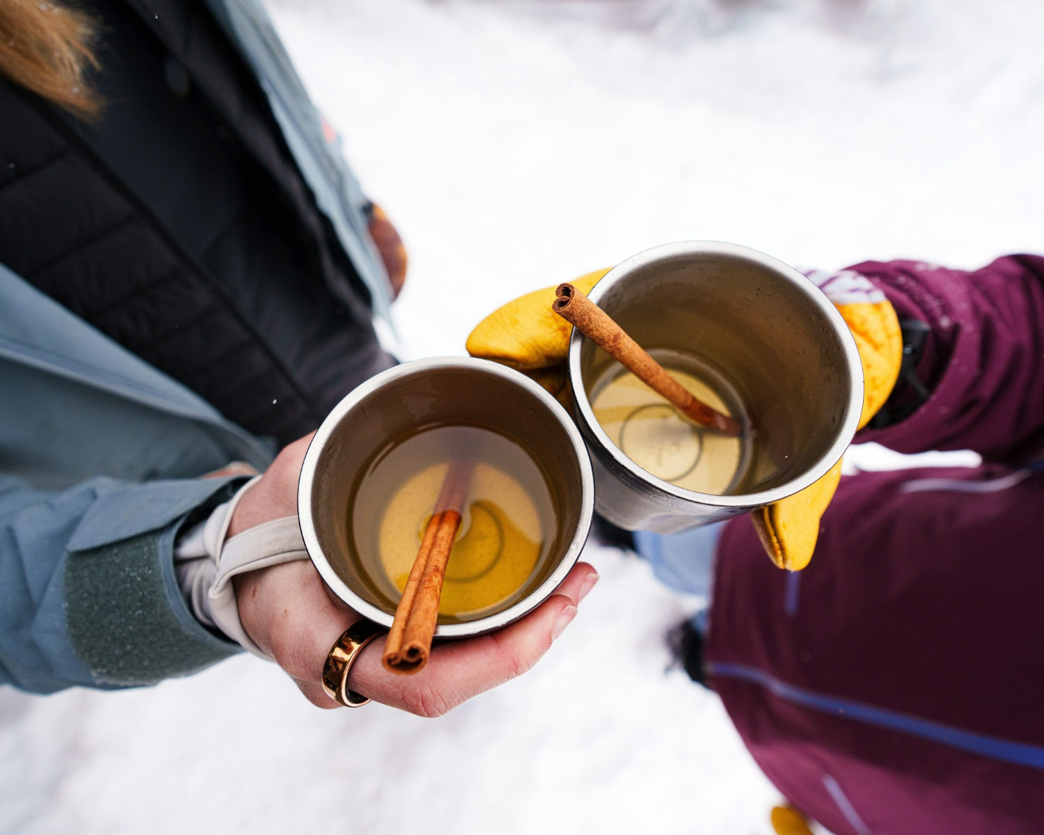 Cheers to winter with this easy white wine cider recipe